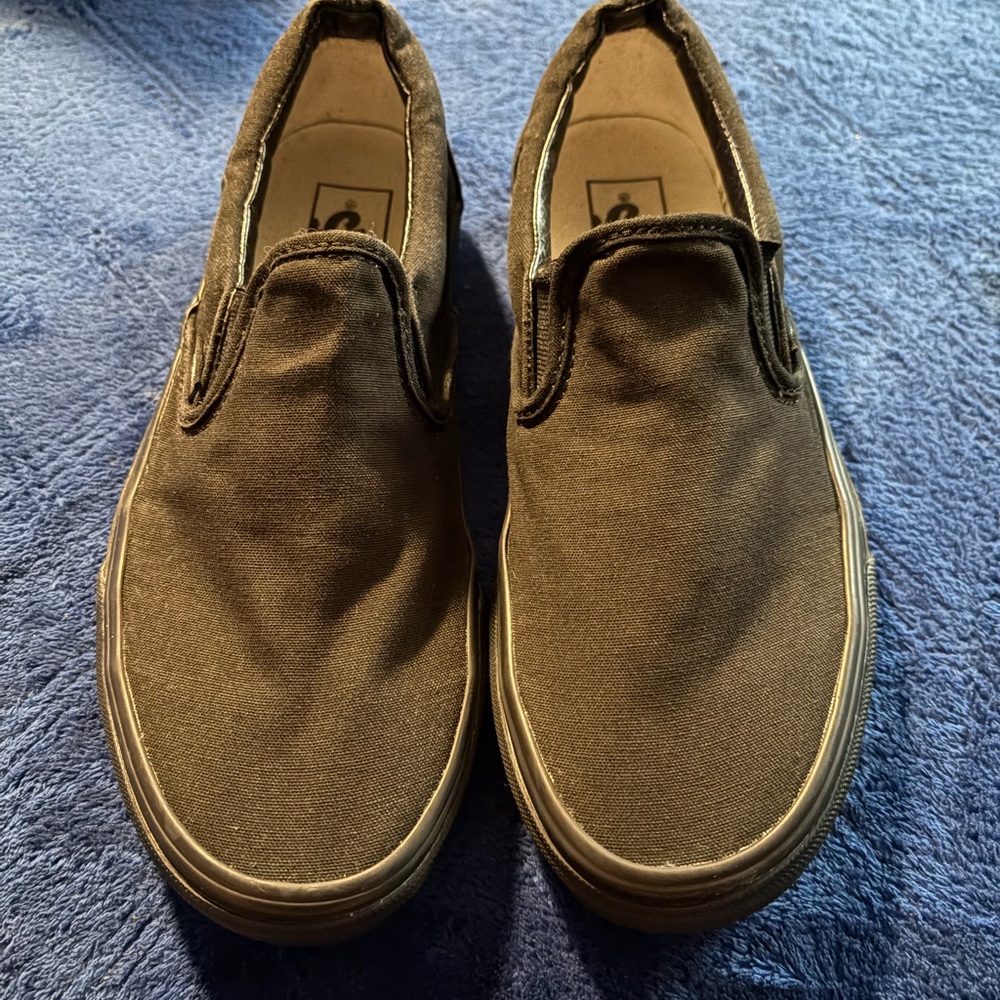 Men/Women Vans Black Canvas Slip-On Loafers